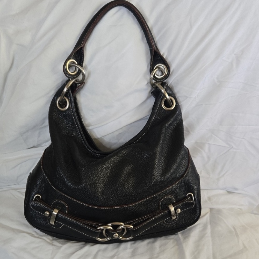 Elegant Black Leather Women's Bag